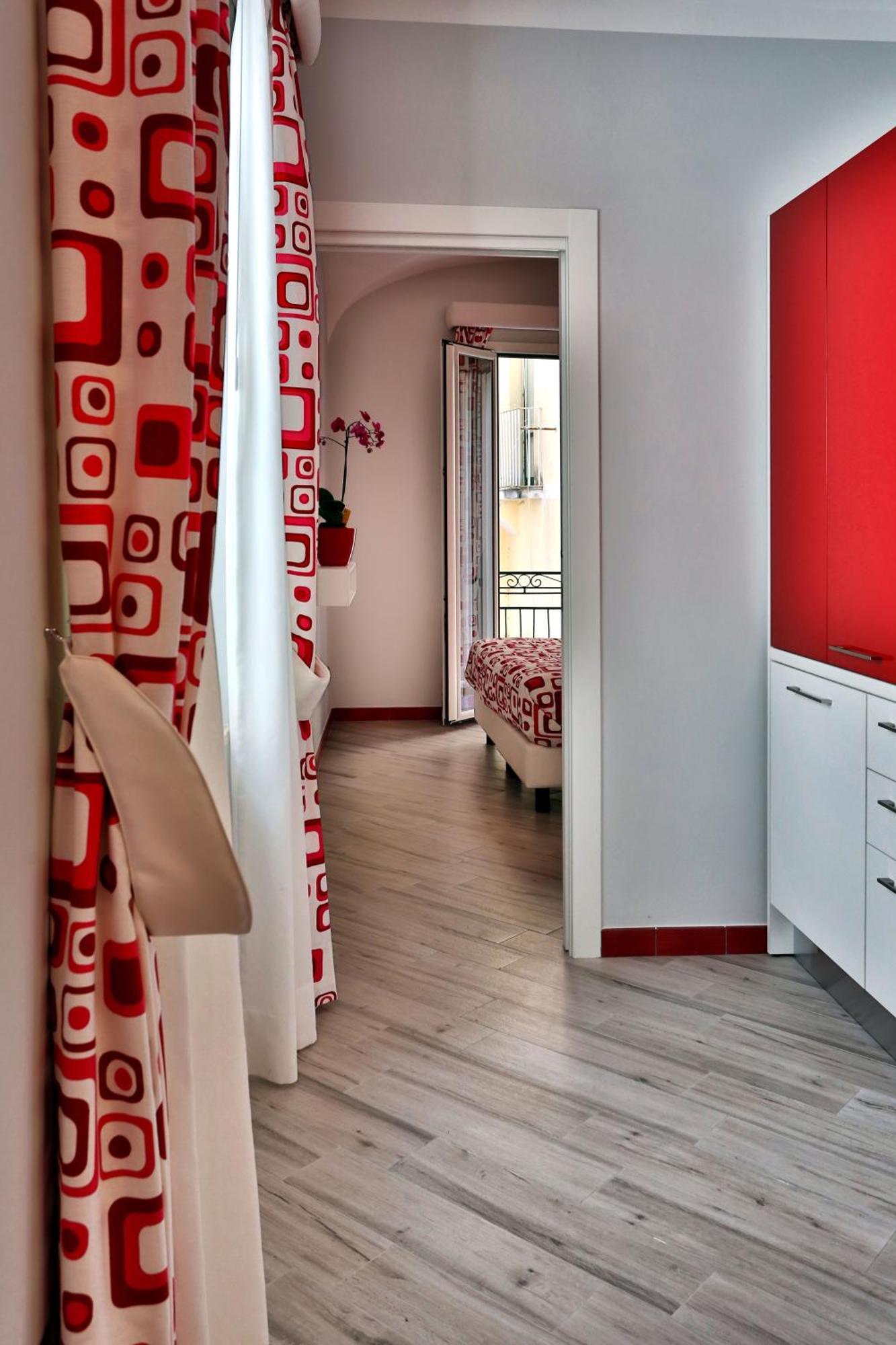 Amalfi Apartments Design Centro Storico Номер фото